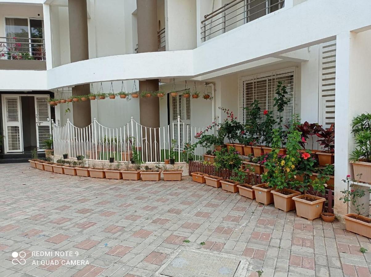 Stay Nc Homestay Nashik Exterior foto